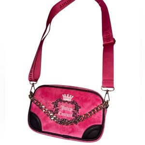 Juicy Couture pink royal moment camera bag